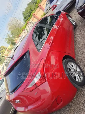 Hyundai i30 2011 Red