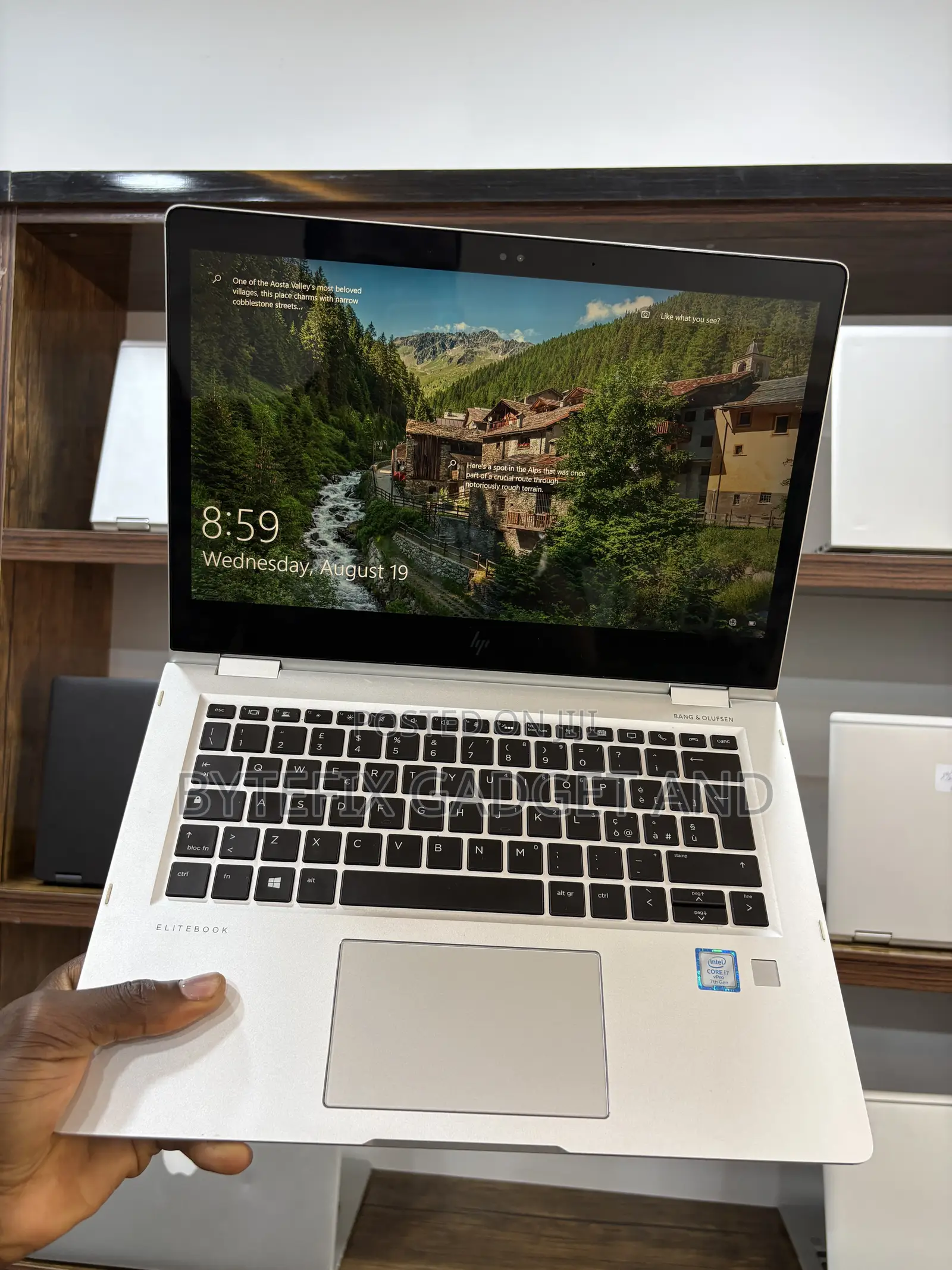 Laptop HP EliteBook 1030 16GB Intel Core i7 SSD 256GB