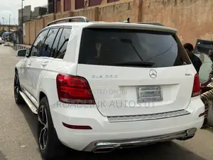 Mercedes-Benz GLK-Class 350 4MATIC 2014 White
