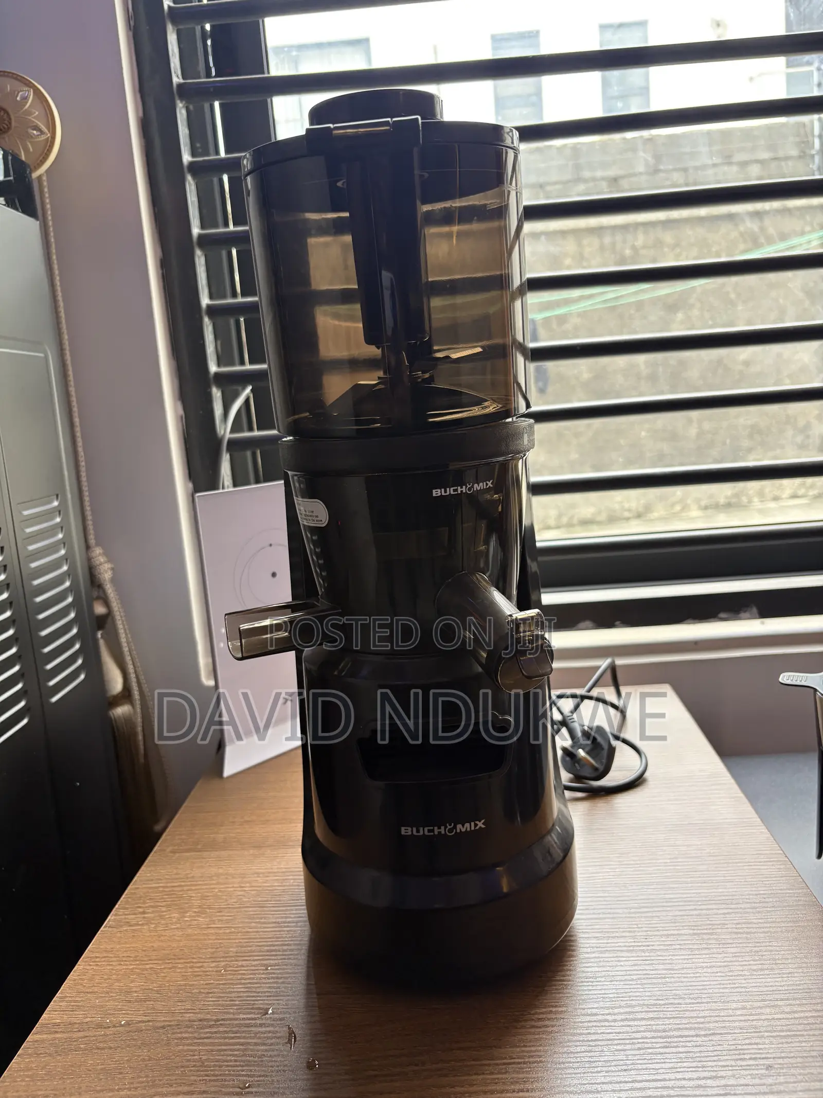 Buchymix BJ15 Juicer With Extra Accessories