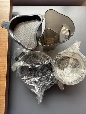Buchymix BJ15 Juicer With Extra Accessories