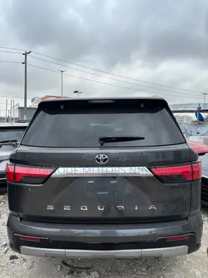 Toyota Sequoia 2024 Gray