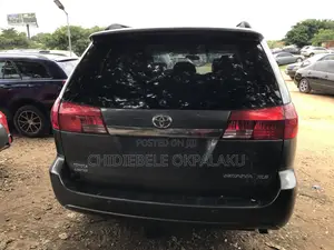 Toyota Sienna 2005 Gray