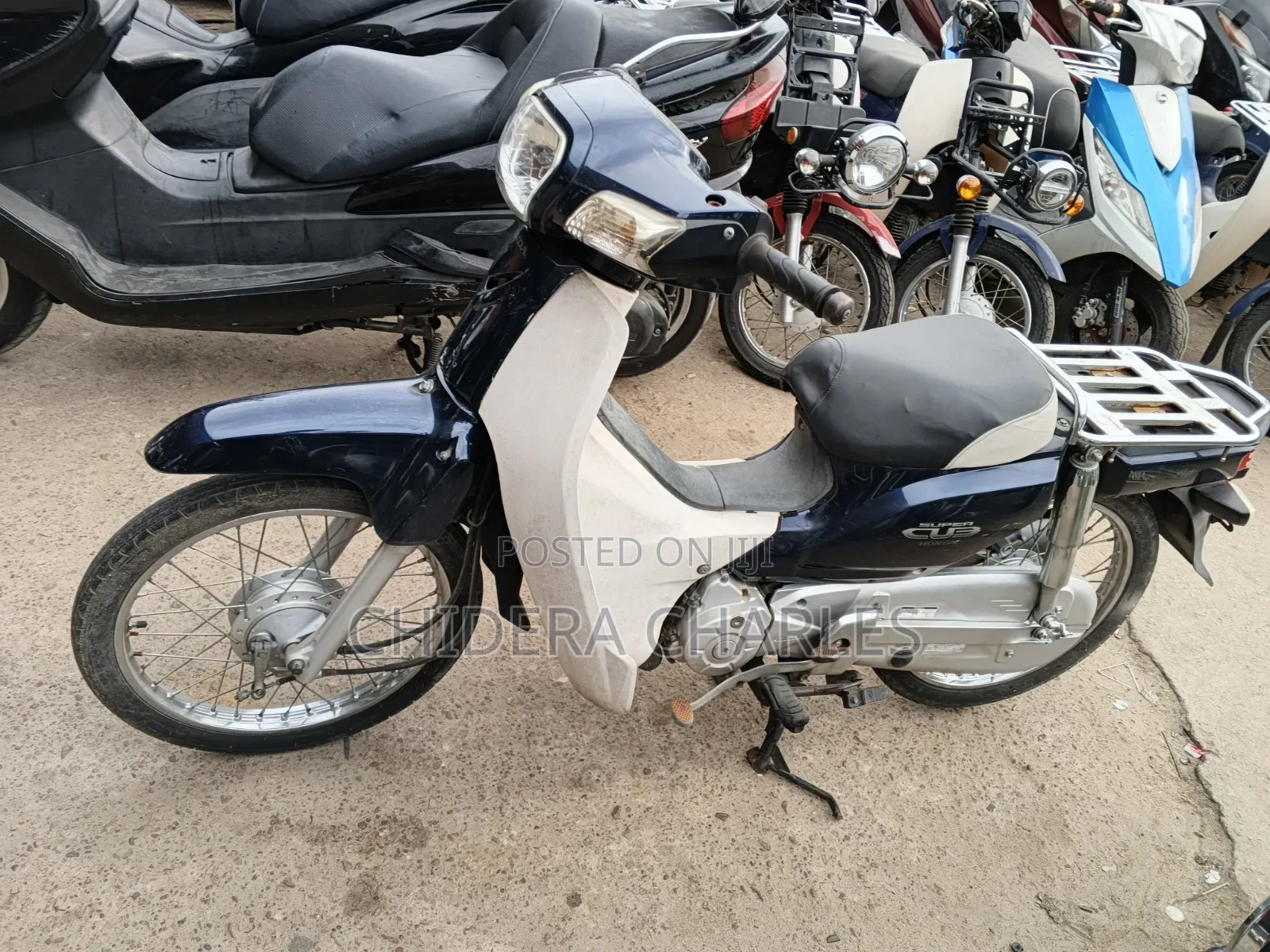 Honda CB 2018 Blue