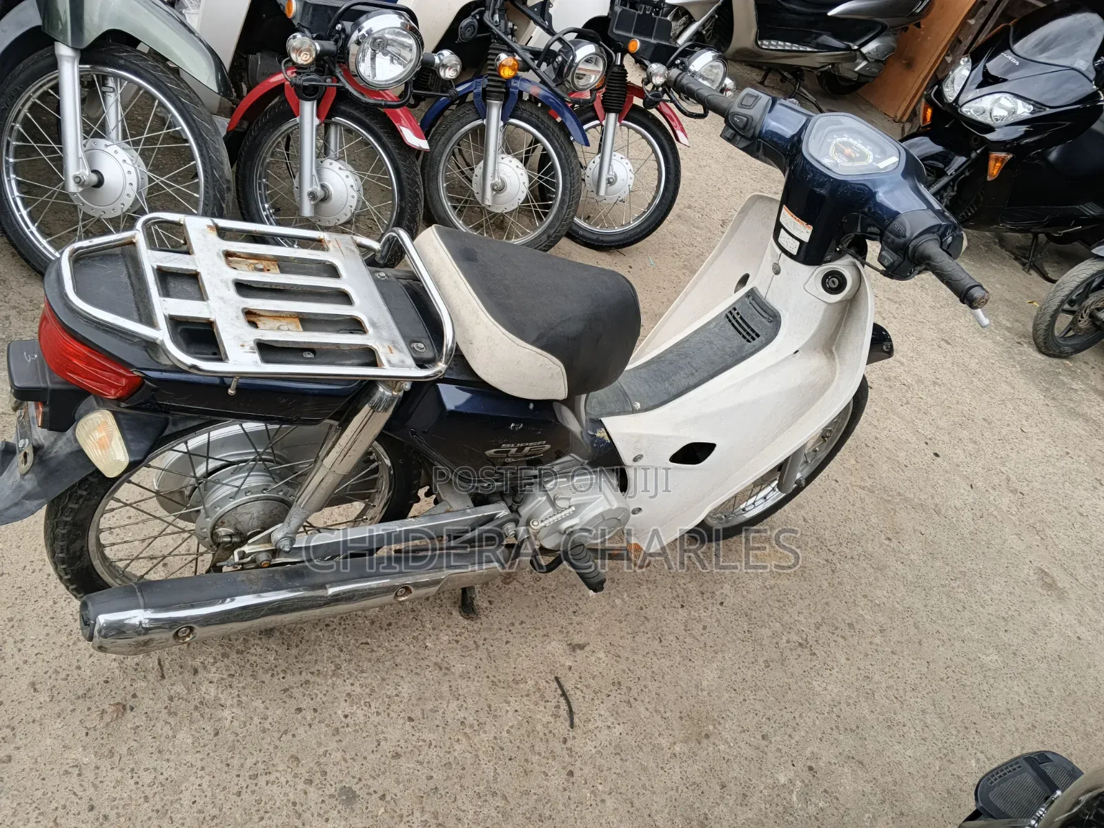 Honda CB 2018 Blue