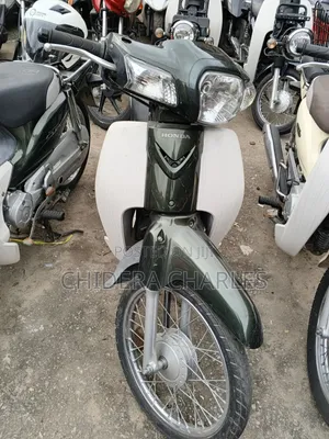 Honda CB 2018 Blue