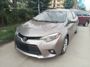 Toyota Corolla 2015 Gray