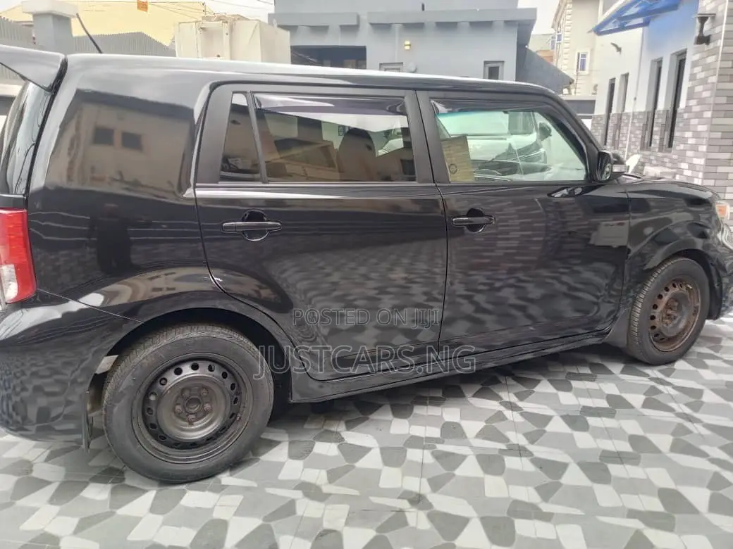 Scion xB 2012 Black