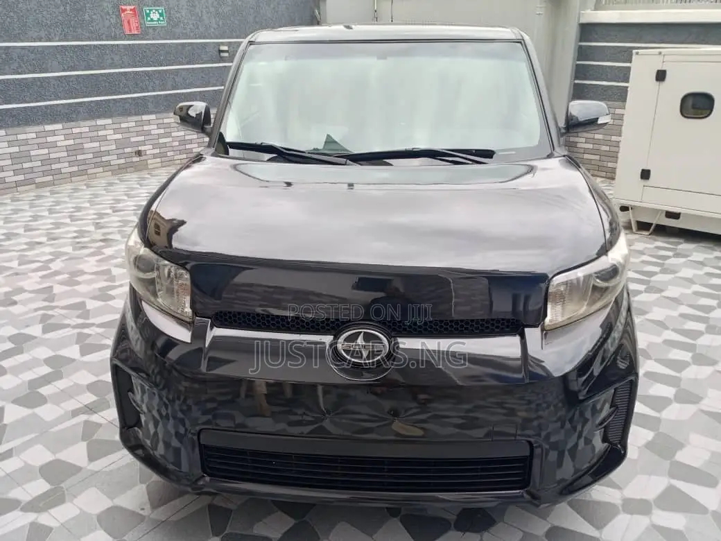 Scion xB 2012 Black