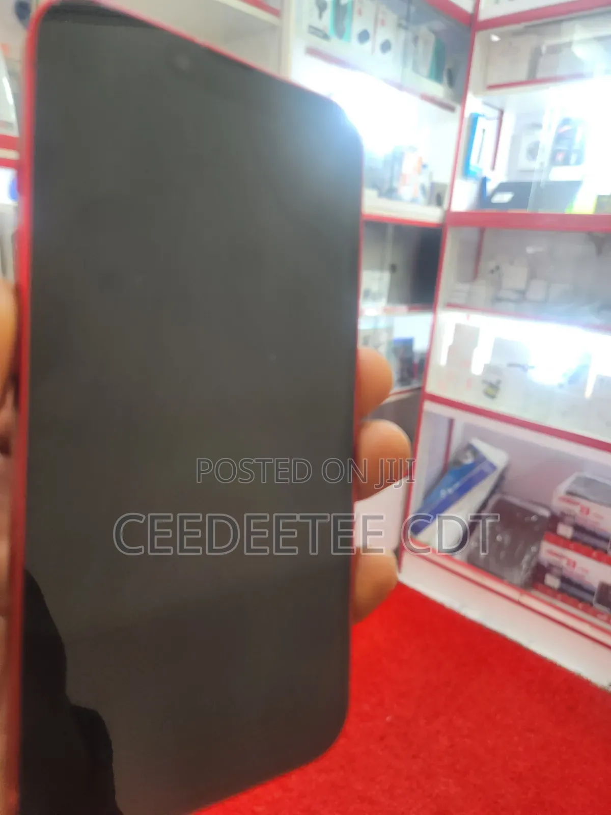 Apple iPhone 13 128 GB Red
