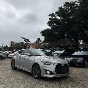 Hyundai Elantra 2012 Silver