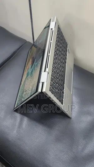 Laptop HP EliteBook 830 G9 16GB Intel Core i7 SSD 512GB