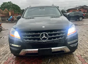 Mercedes-Benz M Class 2014 Black