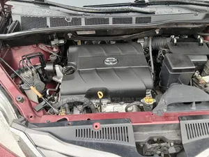 Toyota Sienna 2015 Red
