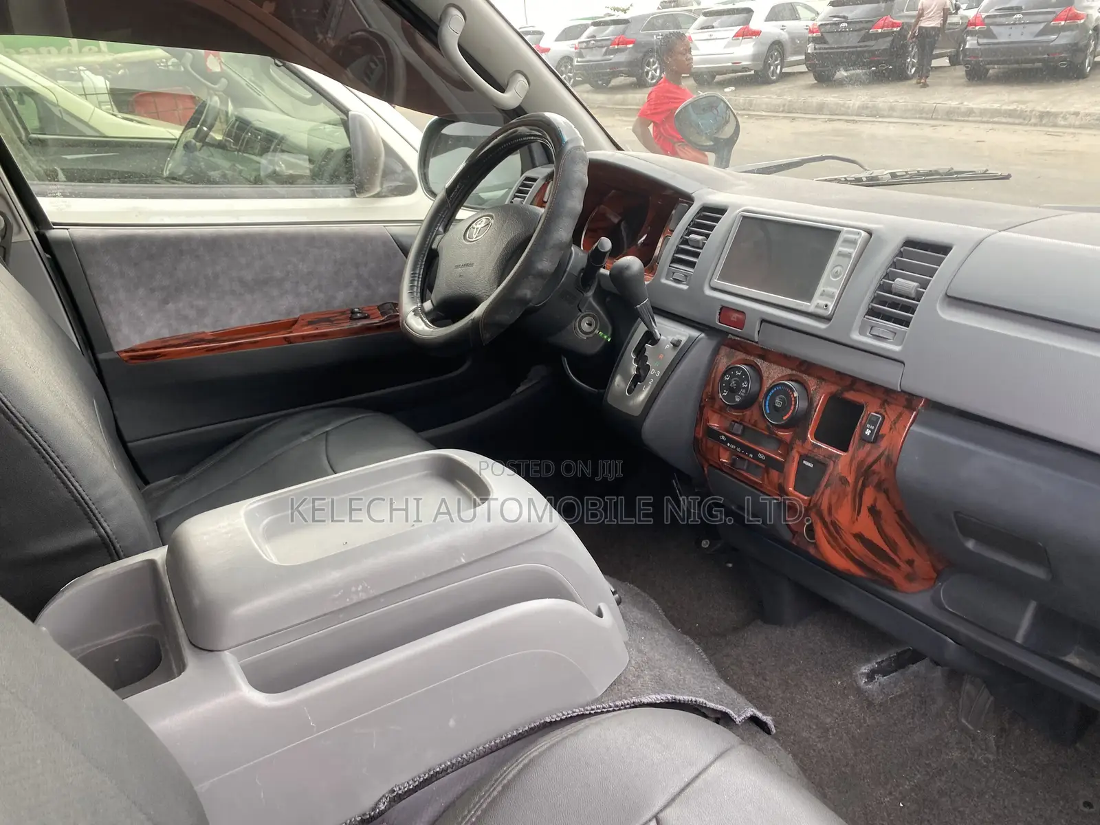 Toyota HiAce 2012 Blue
