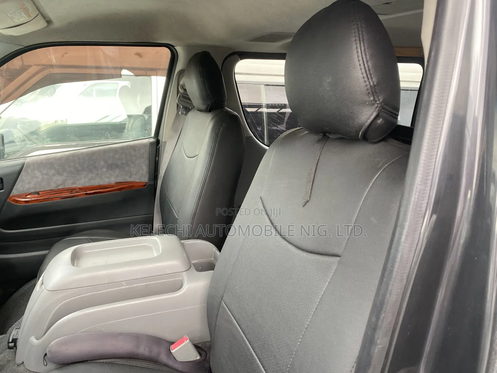 Toyota HiAce 2012 Blue