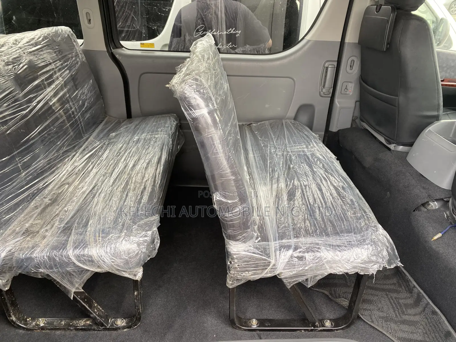 Toyota HiAce 2012 Blue