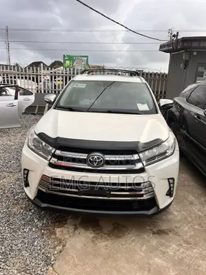 Toyota Highlander Limited 2019 White