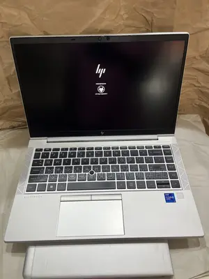 Laptop HP EliteBook 840 G8 16GB Intel Core i7 SSD 1T