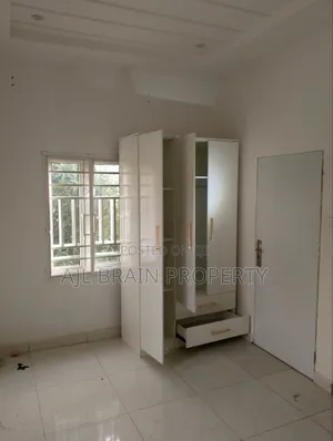 2bdrm Block of Flats in News Engineering, Dawaki for rent
