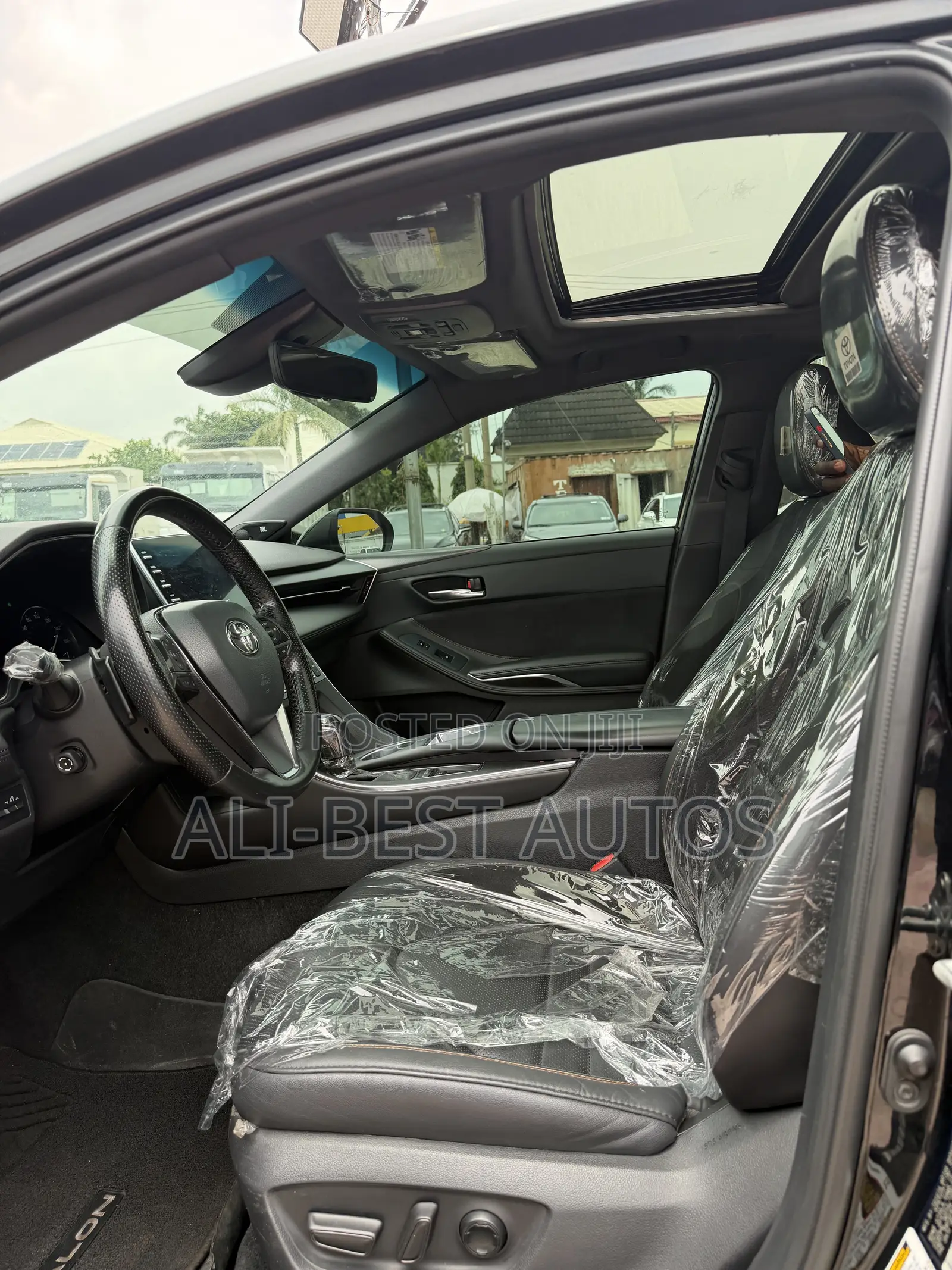 Toyota Avalon 2022 Black