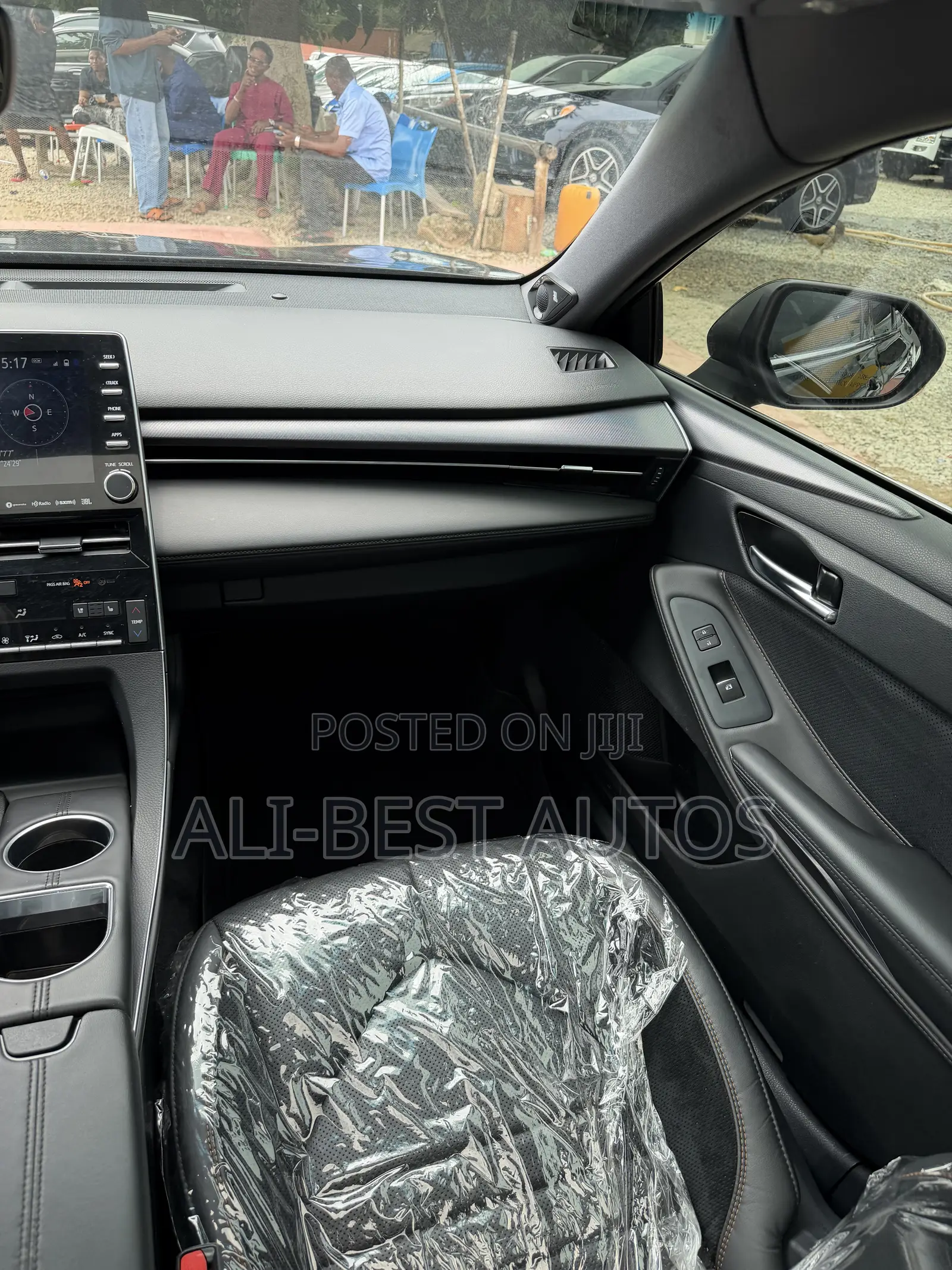 Toyota Avalon 2022 Black