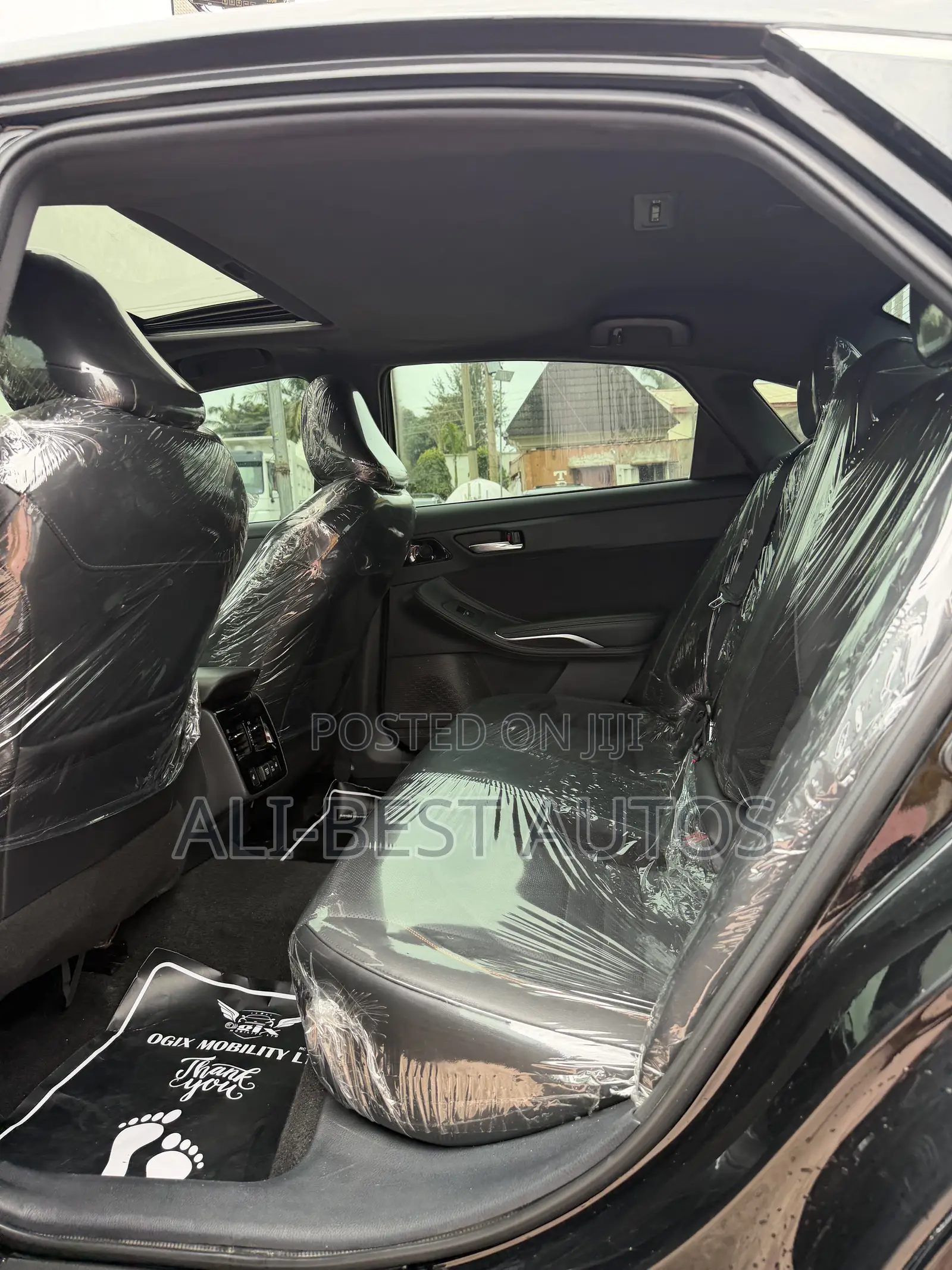Toyota Avalon 2022 Black