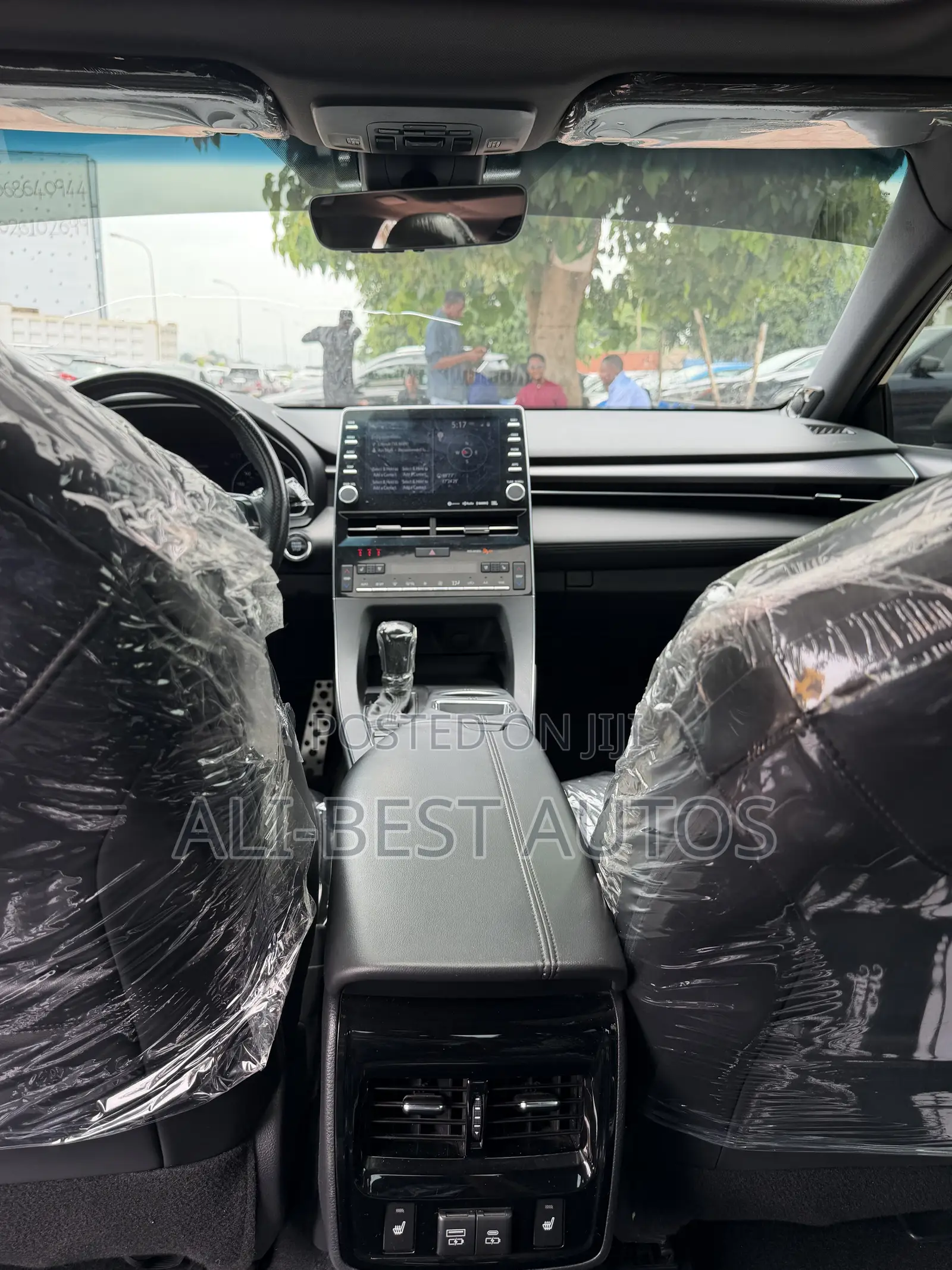 Toyota Avalon 2022 Black