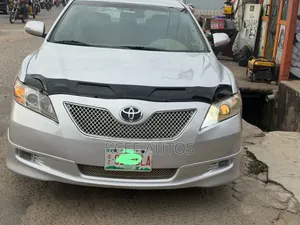 Toyota Camry 2009 Silver