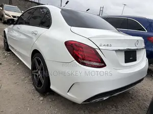 Mercedes-Benz C450 2016 White