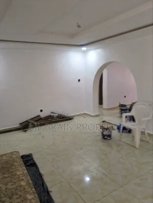 2bdrm Block of Flats in News Engineering, Dawaki for rent