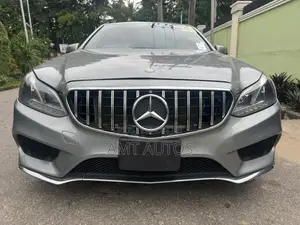 Mercedes-Benz E300 2014 Gray