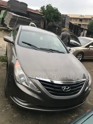 Hyundai Sonata 2013 Burgundy
