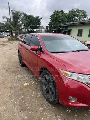 Toyota Venza 2010 Red
