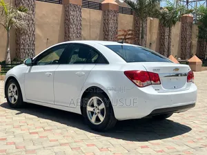 Chevrolet Cruze 2012 White