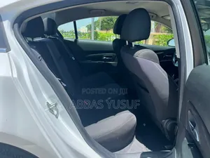 Chevrolet Cruze 2012 White