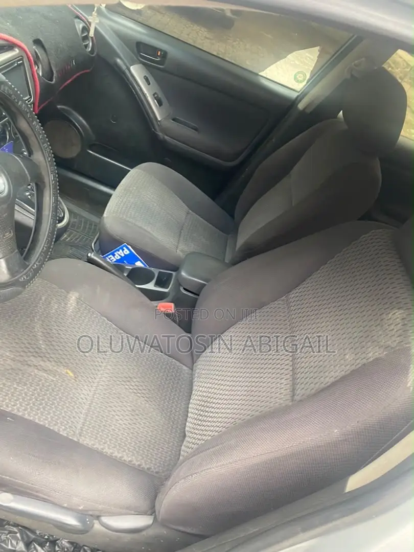 Toyota Matrix 2006 Silver
