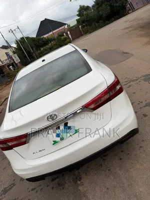 Toyota Avalon 2014 White