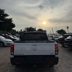 Honda Ridgeline 2021 White