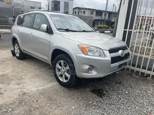 Toyota RAV4 2013 Silver