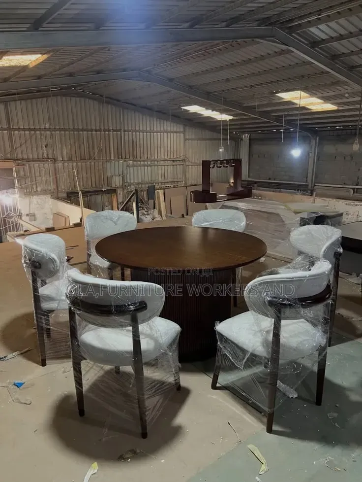 Dynin Table for Your Palour