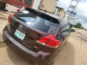 Toyota Venza 2010 Brown