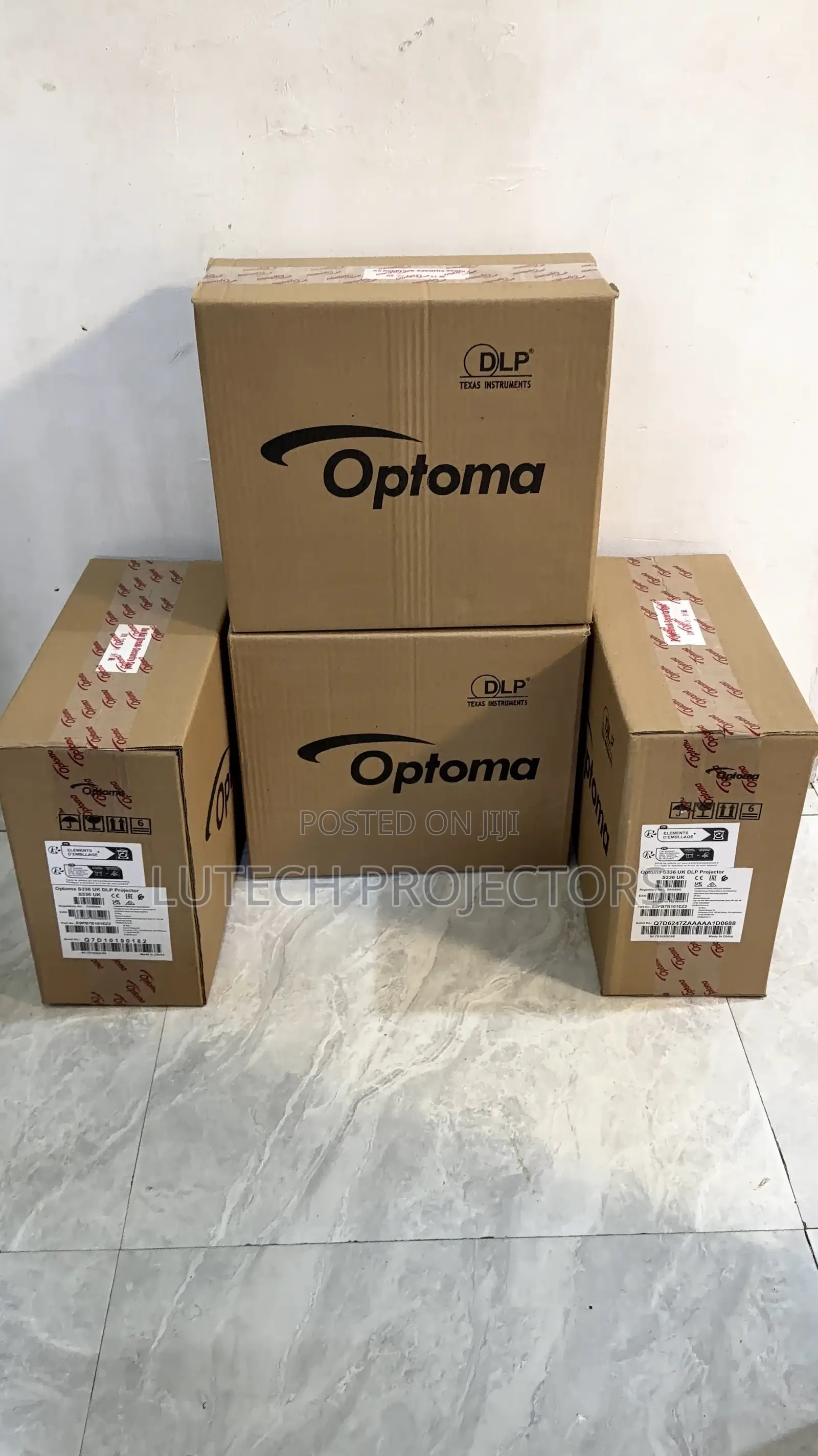 Optoma Projector SVGA DLP Projector