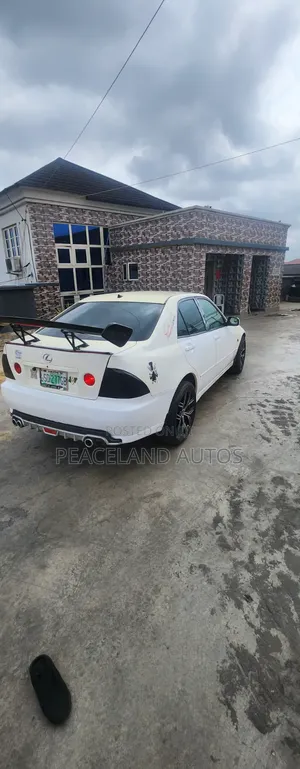 Lexus IS 2002 White