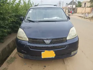 Toyota Sienna LE AWD 2005 Blue