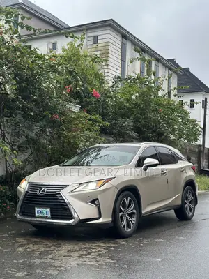 Lexus RX 350 FWD 2017 Gold