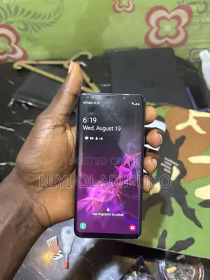 New Samsung Galaxy S9 64 GB Blue
