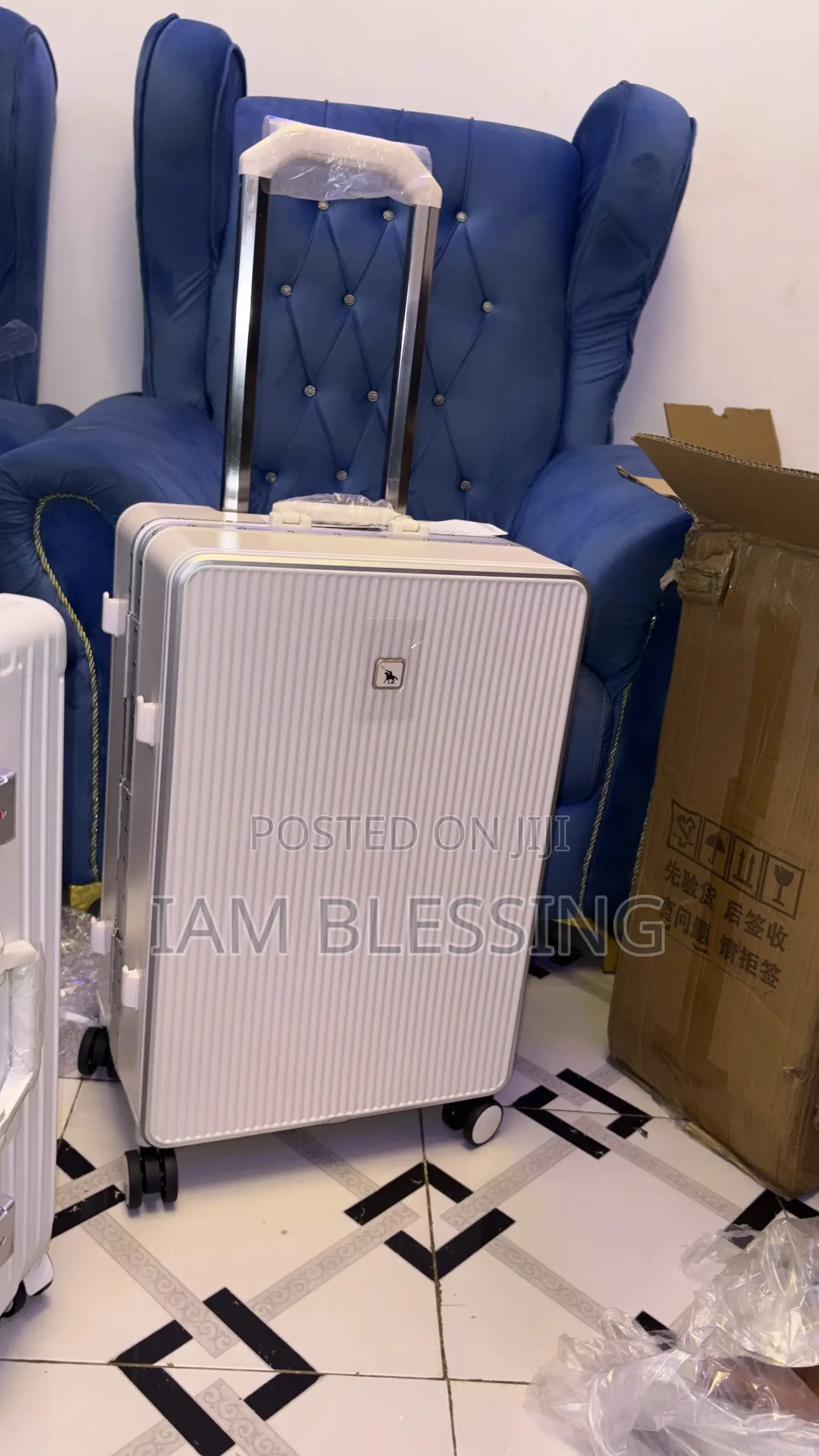 Traveling Box