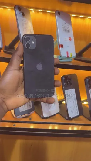 Apple iPhone 11 64 GB Black