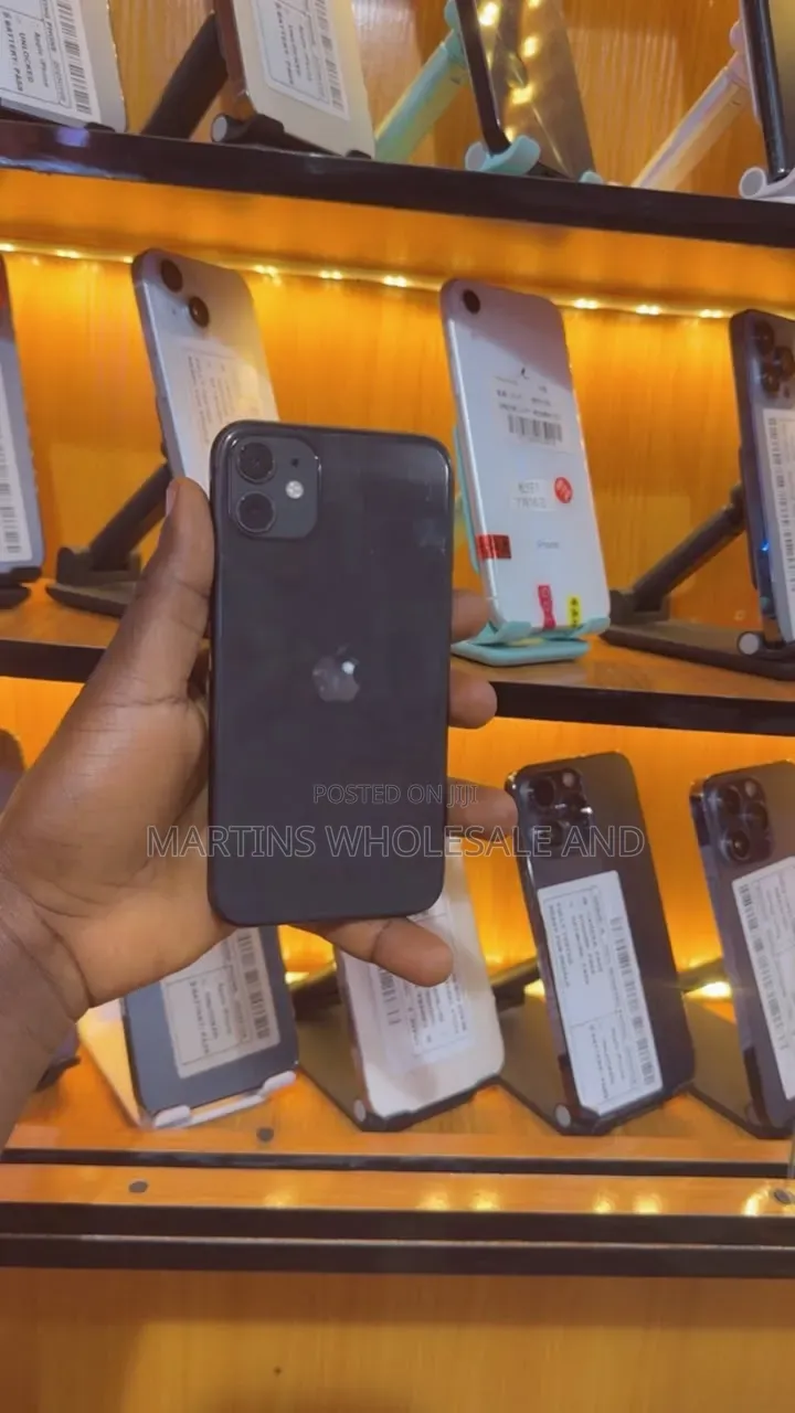 Apple iPhone 11 64 GB Black